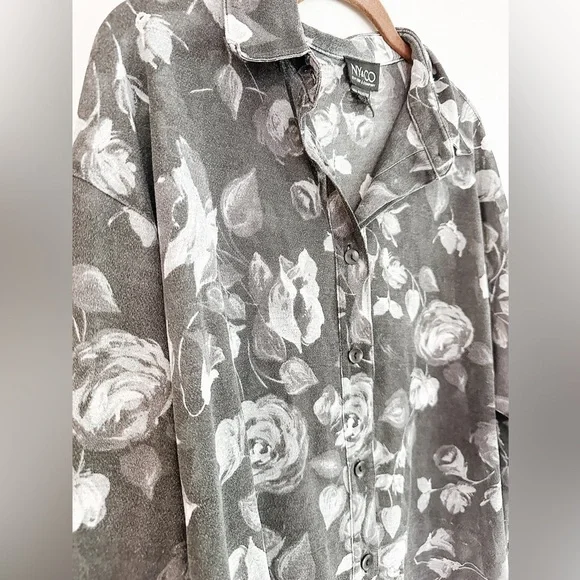 NY & Co. Sheer Floral Monochrome Button Down - Size: Large - Picture 2 of 7